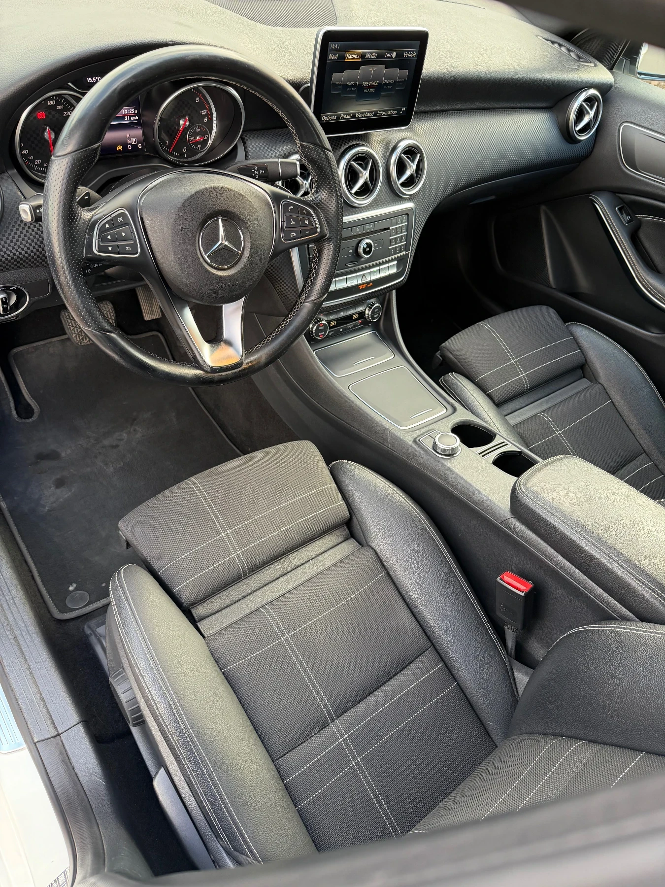 Mercedes-Benz A 200 4MATIC/CAMERA/PARK ASSIST/LED/AMBIENT - изображение 9