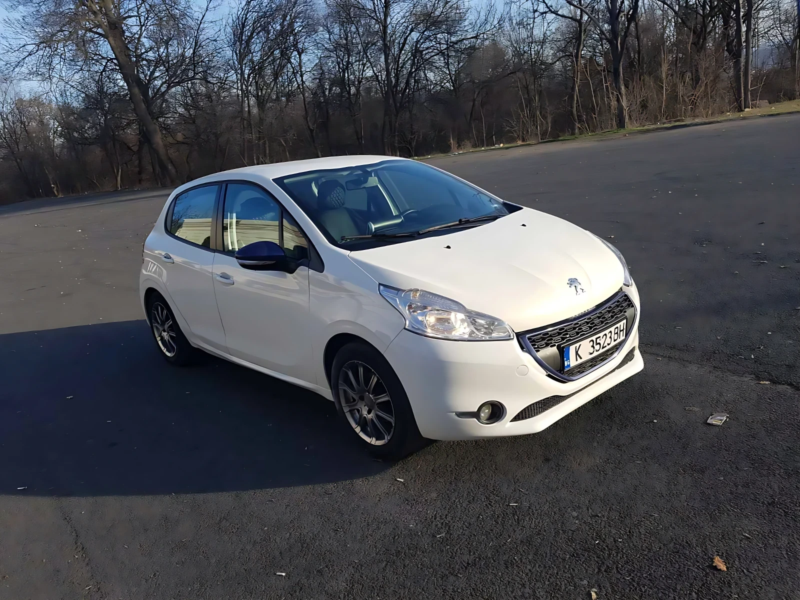 Peugeot 208 1.0 VVT - изображение 2