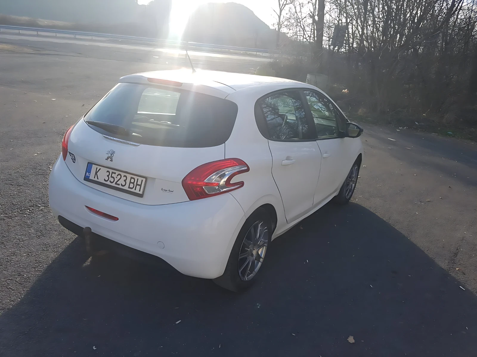 Peugeot 208 1.0 VVT - изображение 3