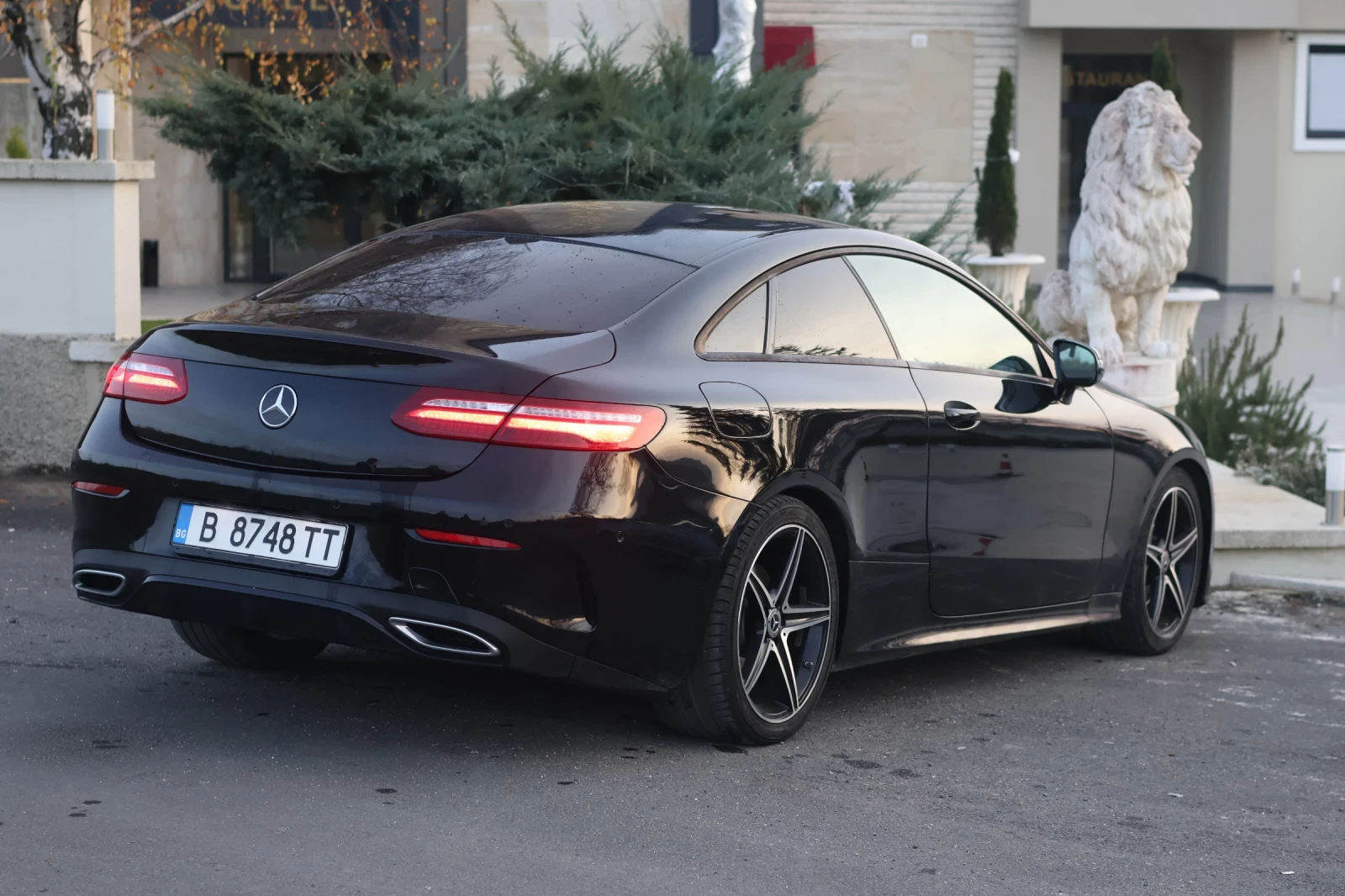 Mercedes-Benz E 220  - изображение 6