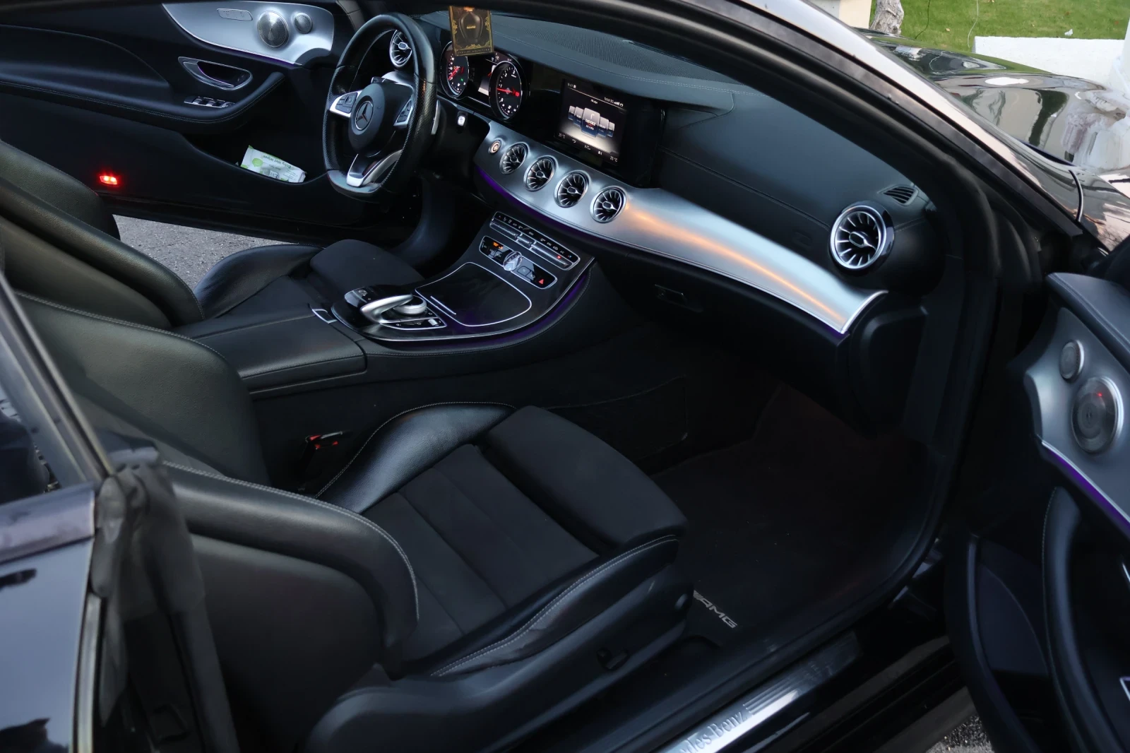 Mercedes-Benz E 220  - изображение 8