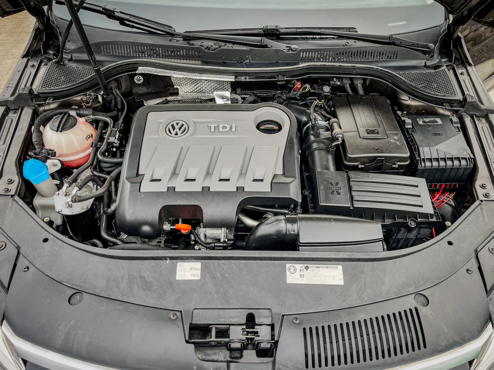 VW CC 2.0TDI - DISTRONIC - ��������� - PANORAMA - KEYLES | Mobile.bg � ����������� 17