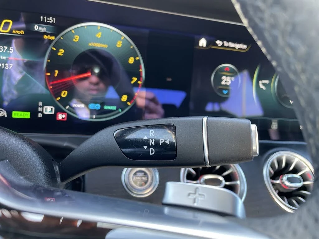 Mercedes-Benz CLS 450 4MATIC, снимка 12 - Автомобили и джипове - 53967915