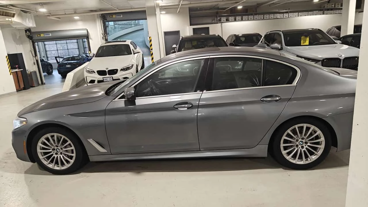 BMW 540 * 540i xDrive * CARFAX * ЦЕНА ДО БГ, снимка 3 - Автомобили и джипове - 53990621