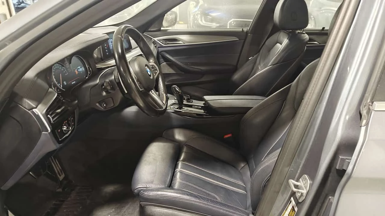 BMW 540 * 540i xDrive * CARFAX * ЦЕНА ДО БГ, снимка 10 - Автомобили и джипове - 53990621