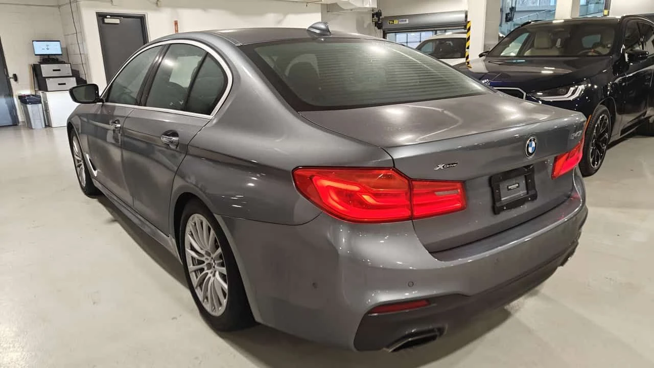 BMW 540 * 540i xDrive * CARFAX * ЦЕНА ДО БГ, снимка 8 - Автомобили и джипове - 53990621