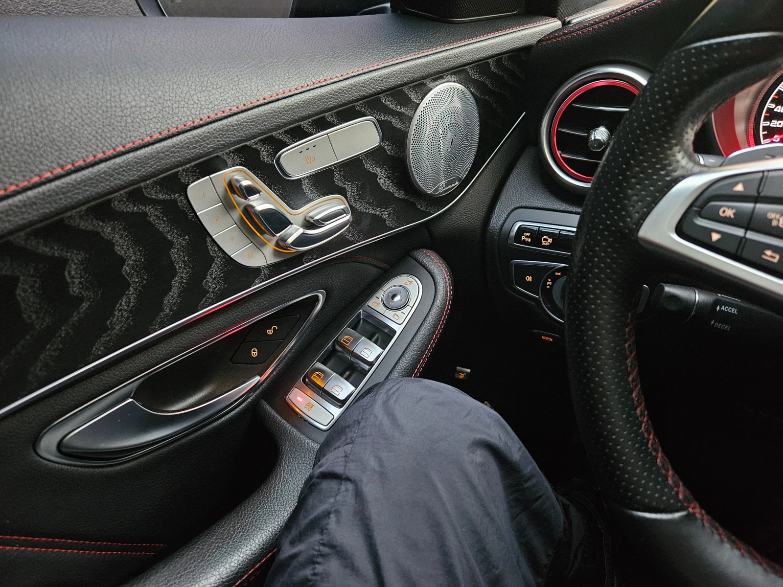 Mercedes-Benz C 43 AMG, снимка 7 - Автомобили и джипове - 54070298