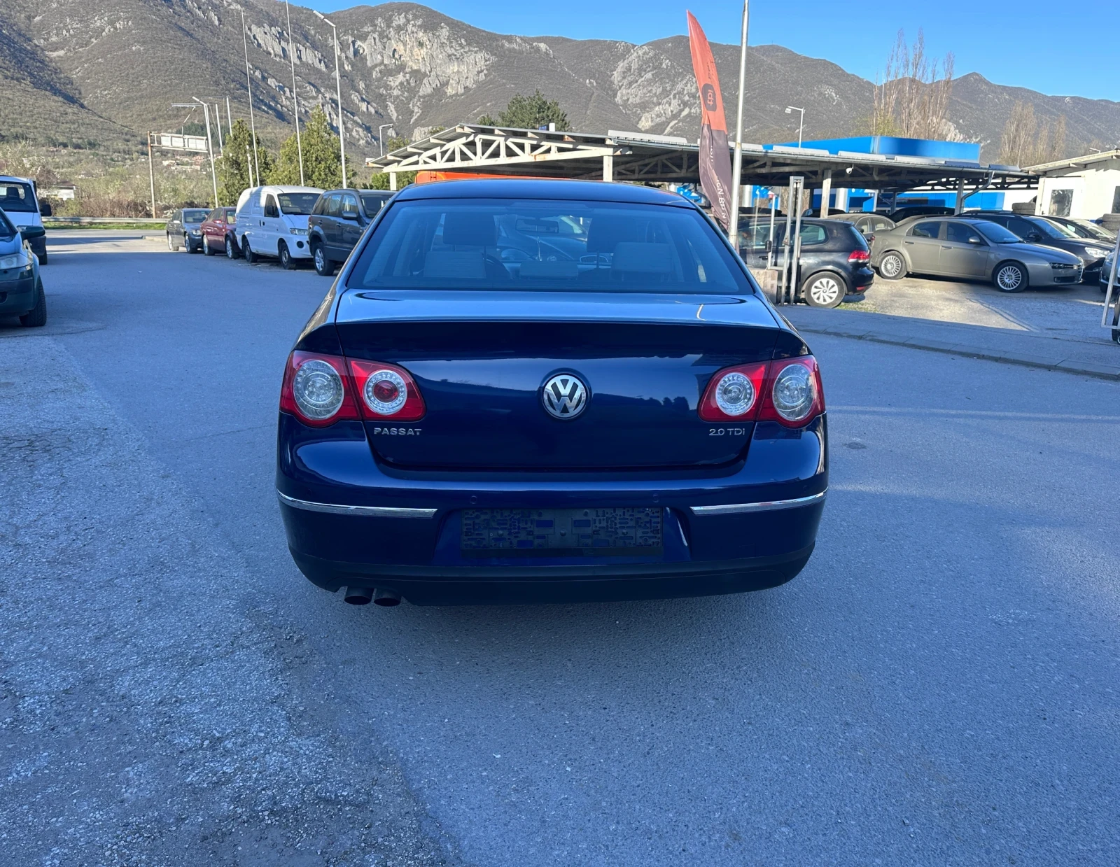 VW Passat 2.0TDI - КЛИМАТРОНИК, снимка 6 - Автомобили и джипове - 54130952