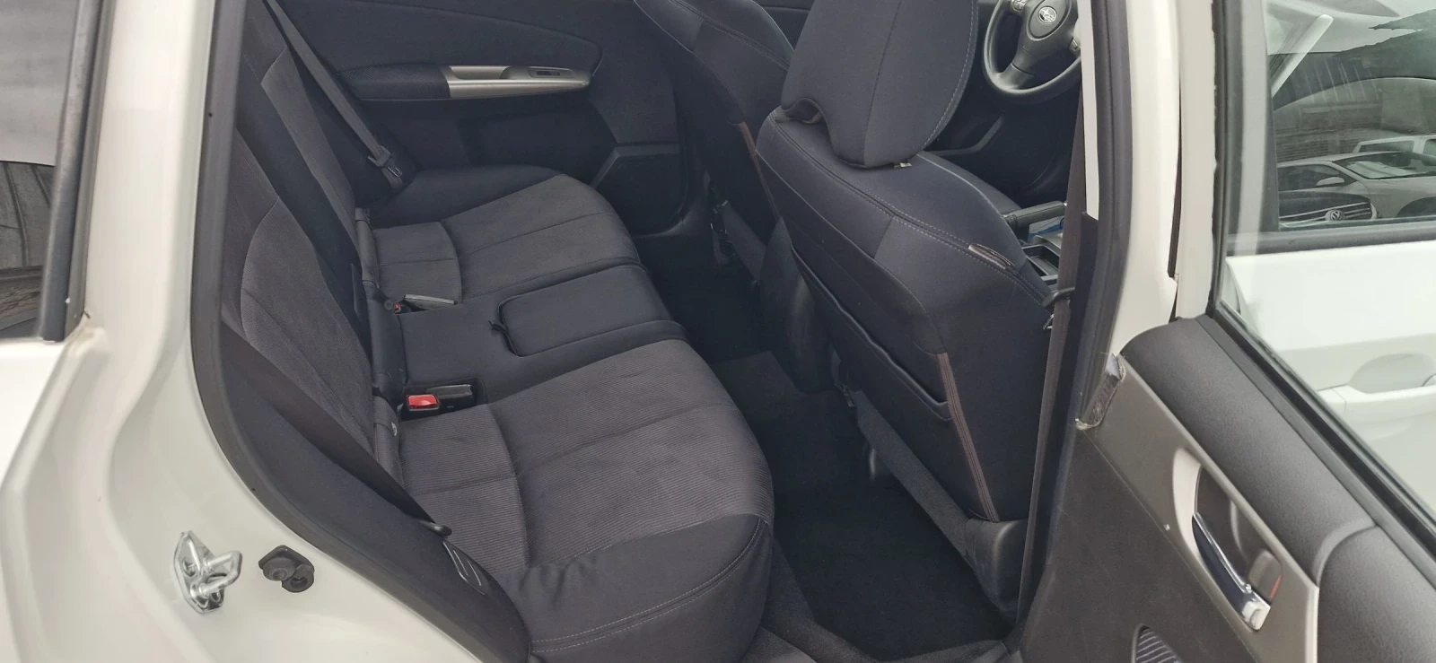 Subaru Forester 2.0 bi fuel 150hp 4x4 avtomat, снимка 14 - Автомобили и джипове - 54230450