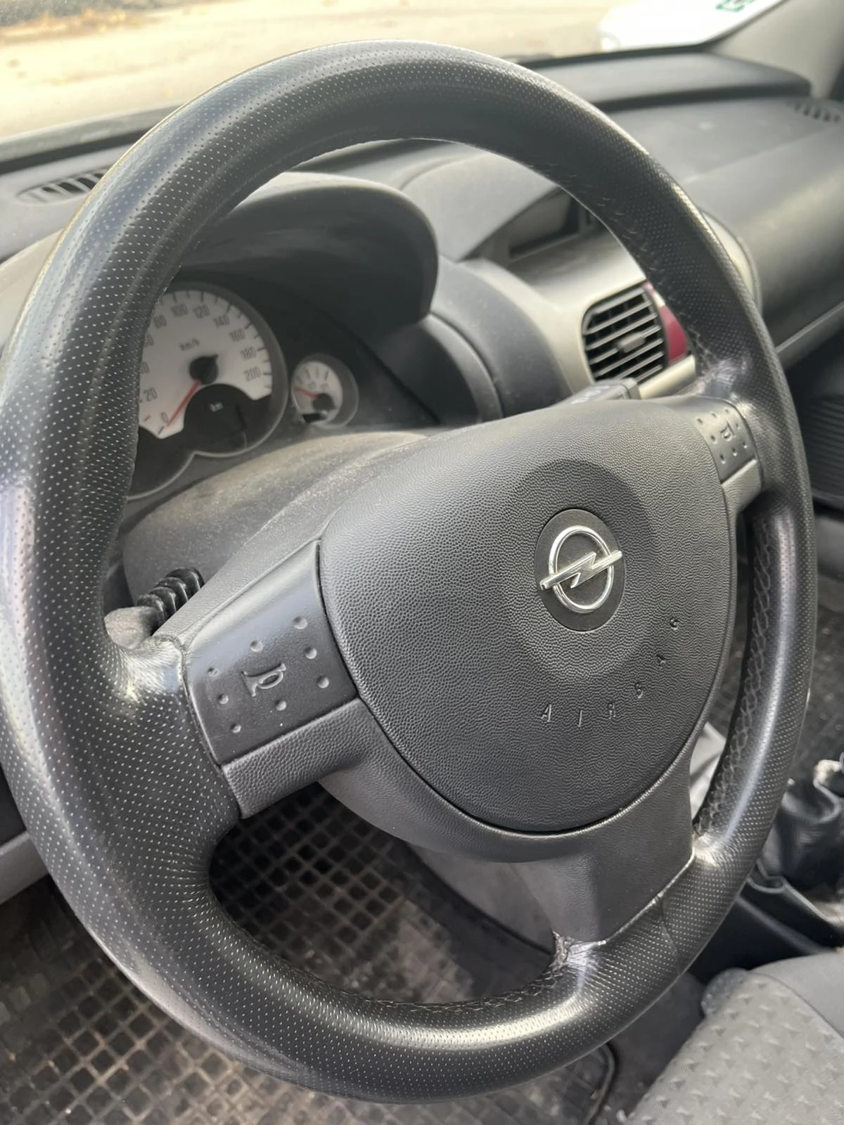 Opel Corsa, снимка 5 - Автомобили и джипове - 54430353