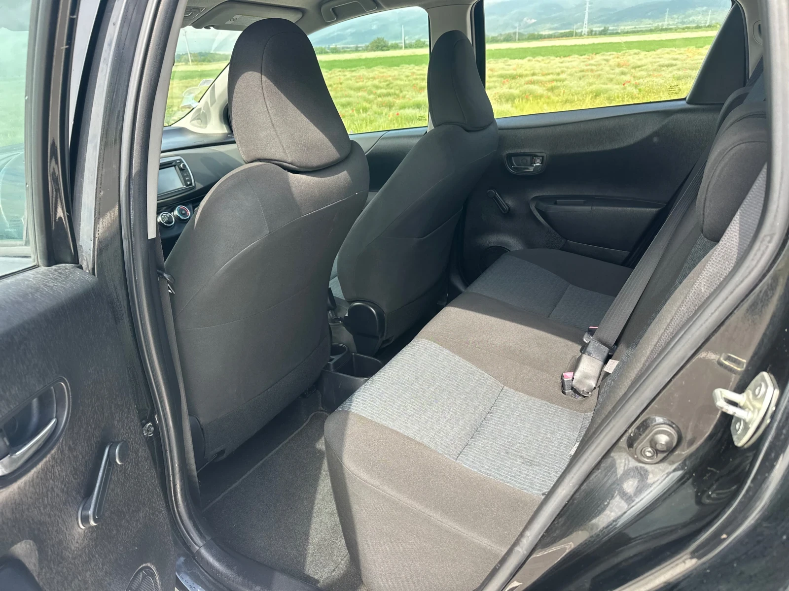 Toyota Yaris 1.4 D4D NAVI KAMERA | Mobile.bg � ����������� 9