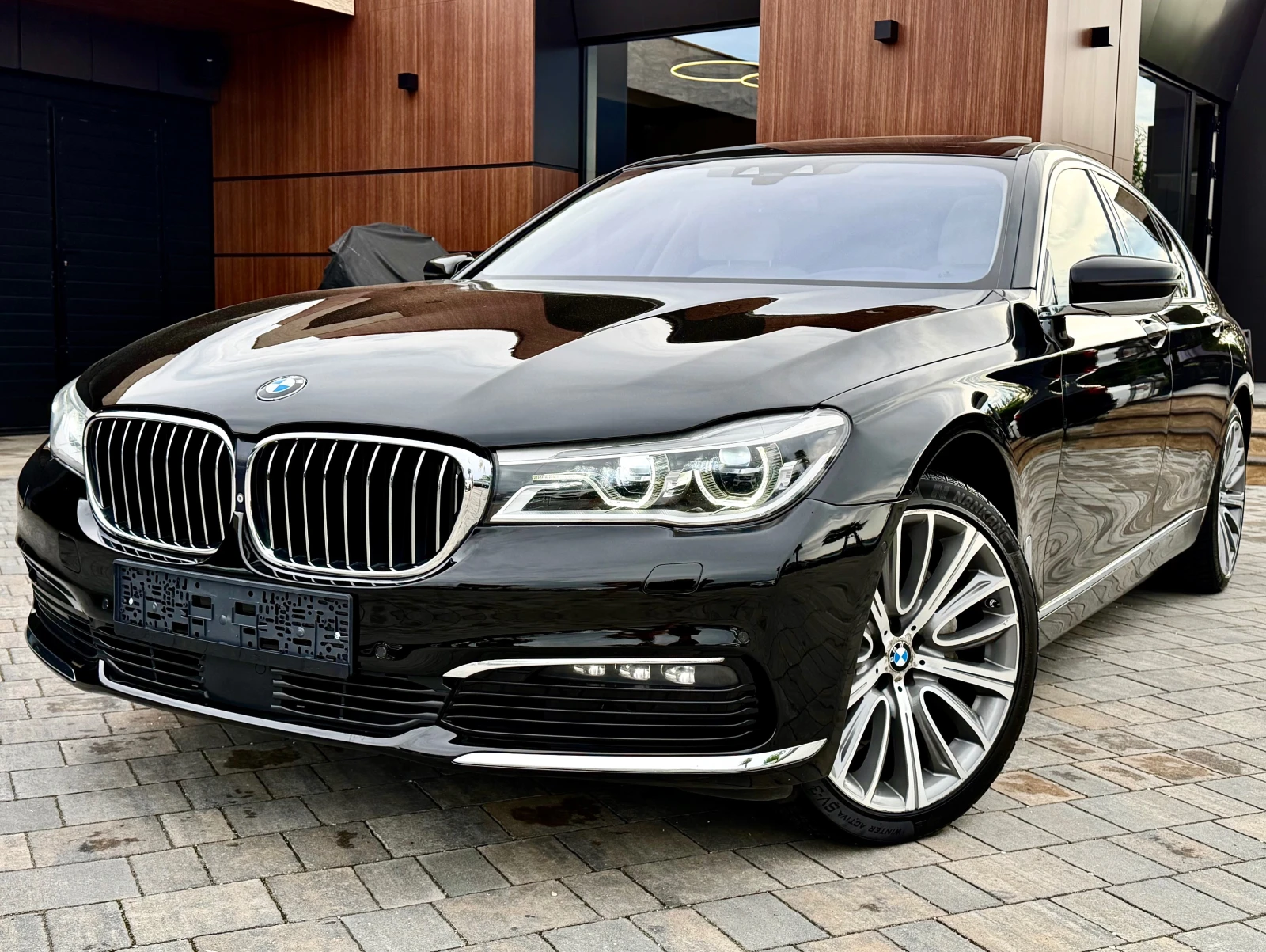 BMW 730 d xDrive * 3xTV* OBDUH* VAKUM#DiS#Cam360* HUD* Key