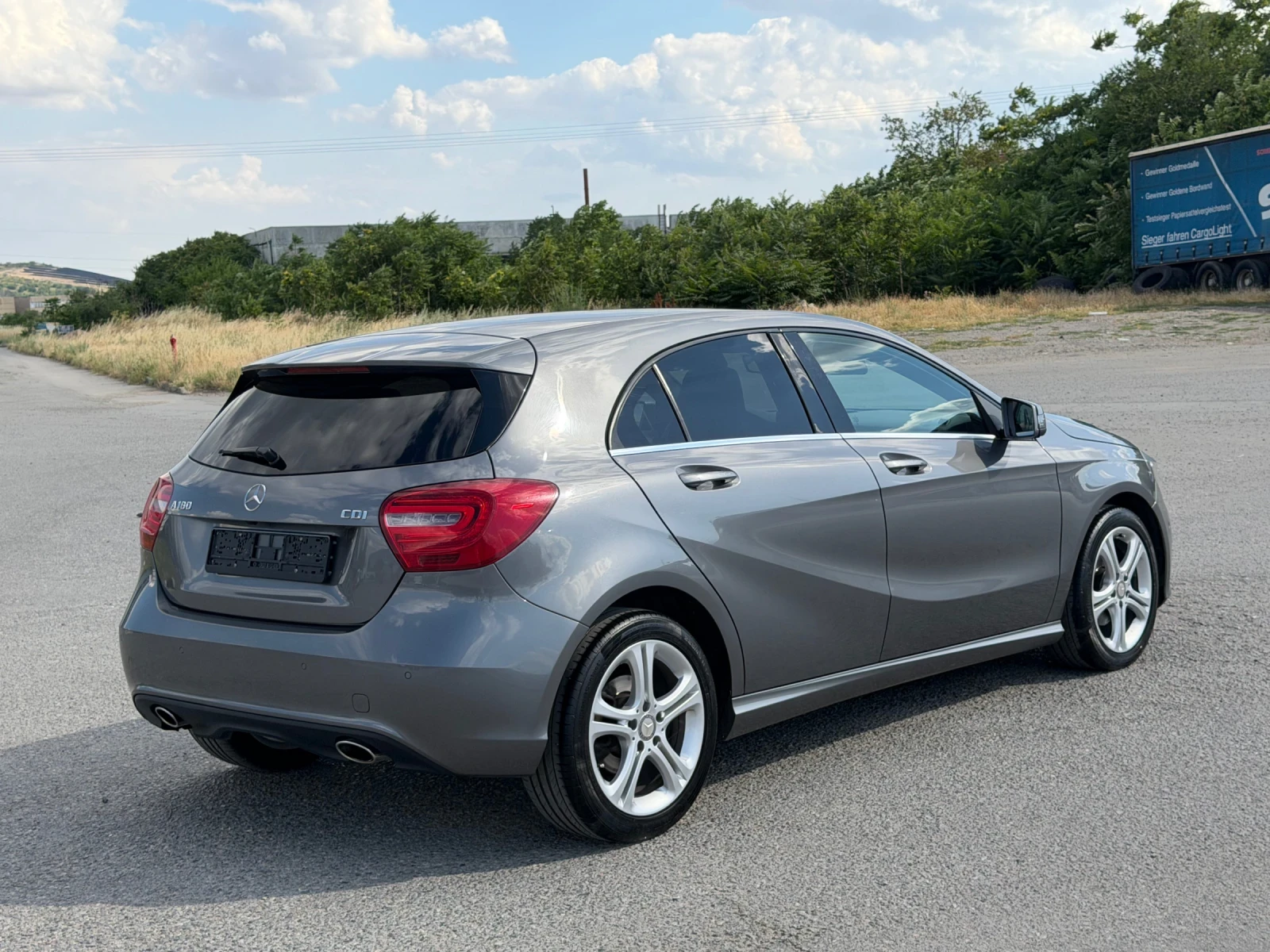 Mercedes-Benz A 180 CDI 7-G tronic НАВИ /ПОДГРЕВ/ Камера LED, снимка 10 - Автомобили и джипове - 55075564