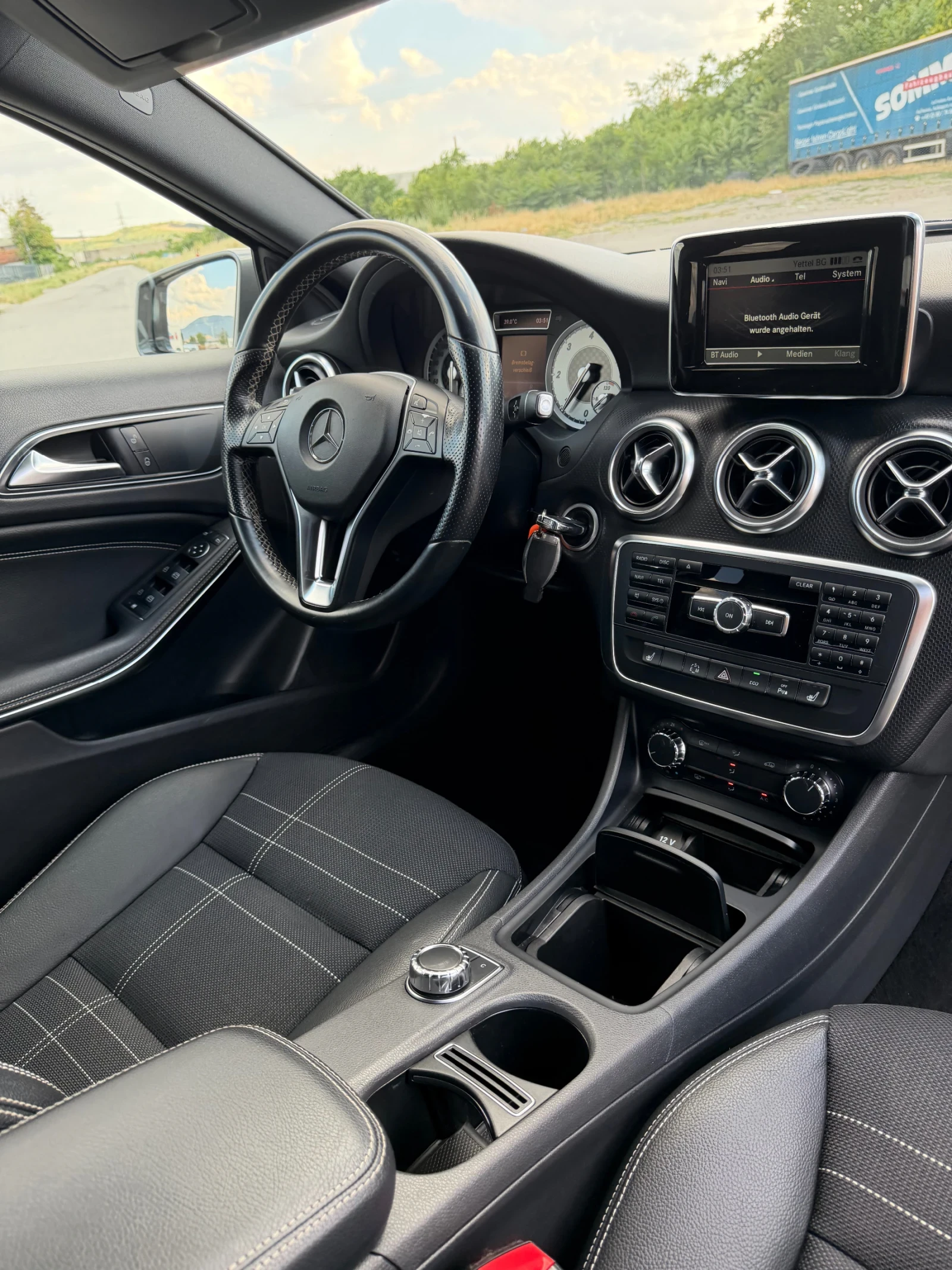 Mercedes-Benz A 180 CDI 7-G tronic НАВИ /ПОДГРЕВ/ Камера LED, снимка 15 - Автомобили и джипове - 55075564