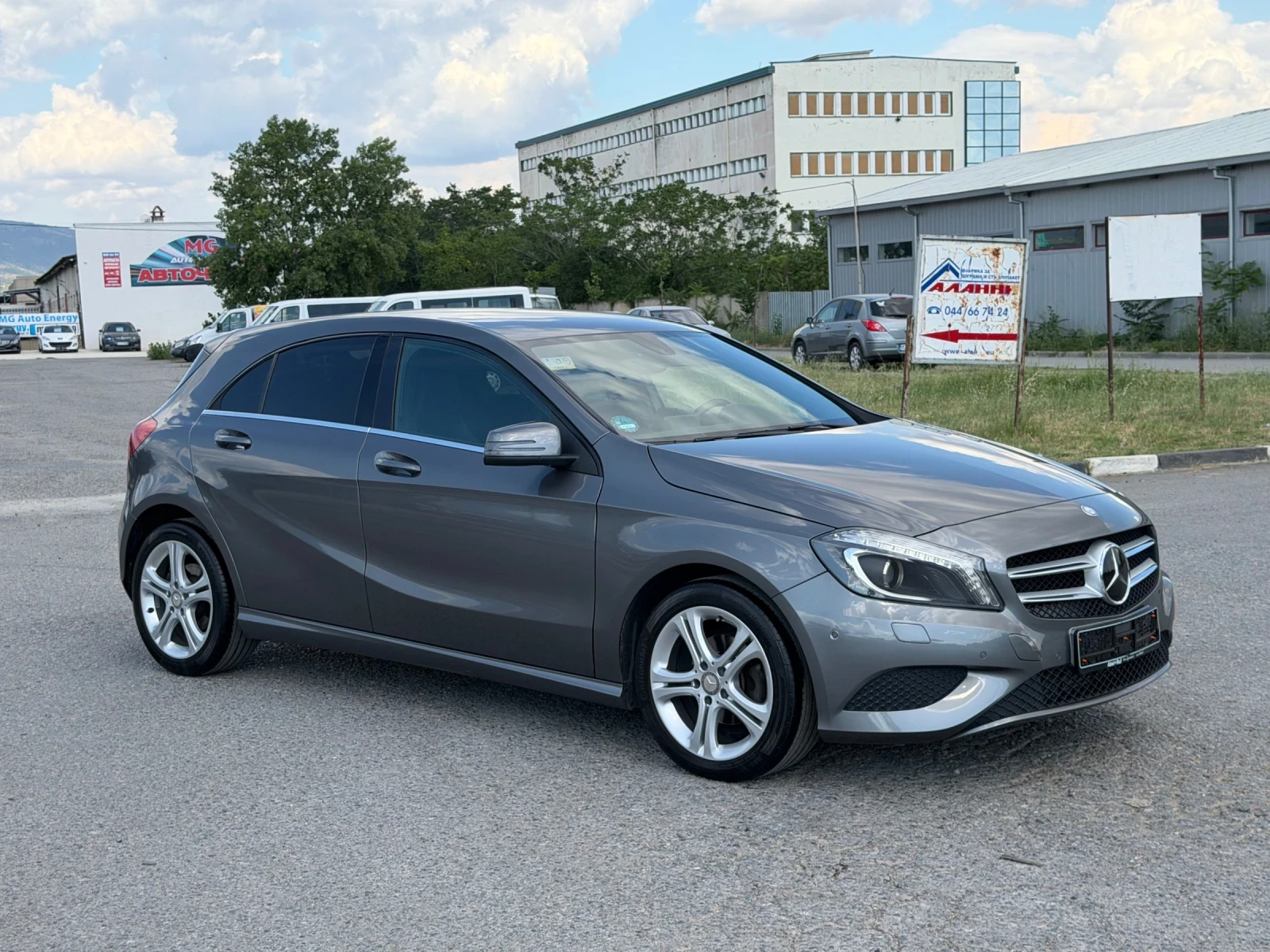 Mercedes-Benz A 180 CDI 7-G tronic НАВИ /ПОДГРЕВ/ Камера LED, снимка 7 - Автомобили и джипове - 55075564