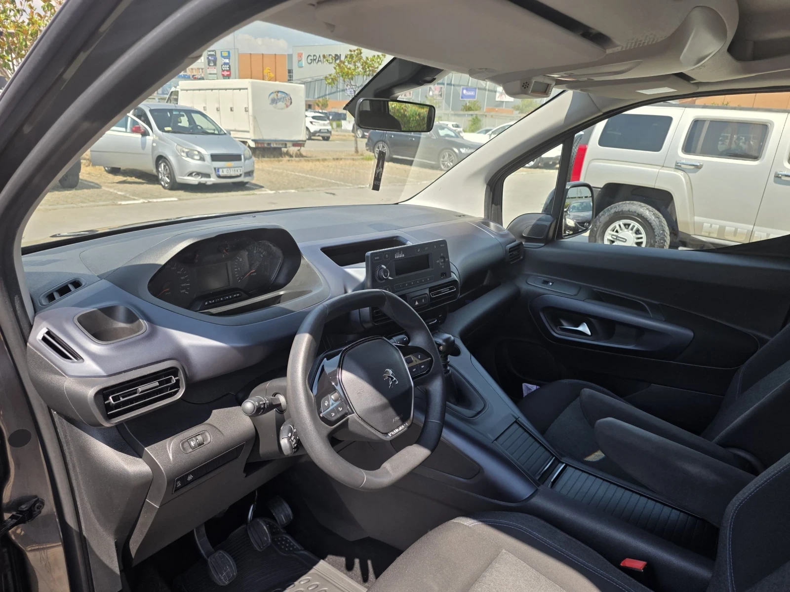 Peugeot Rifter Allure , снимка 10 - Автомобили и джипове - 55304992