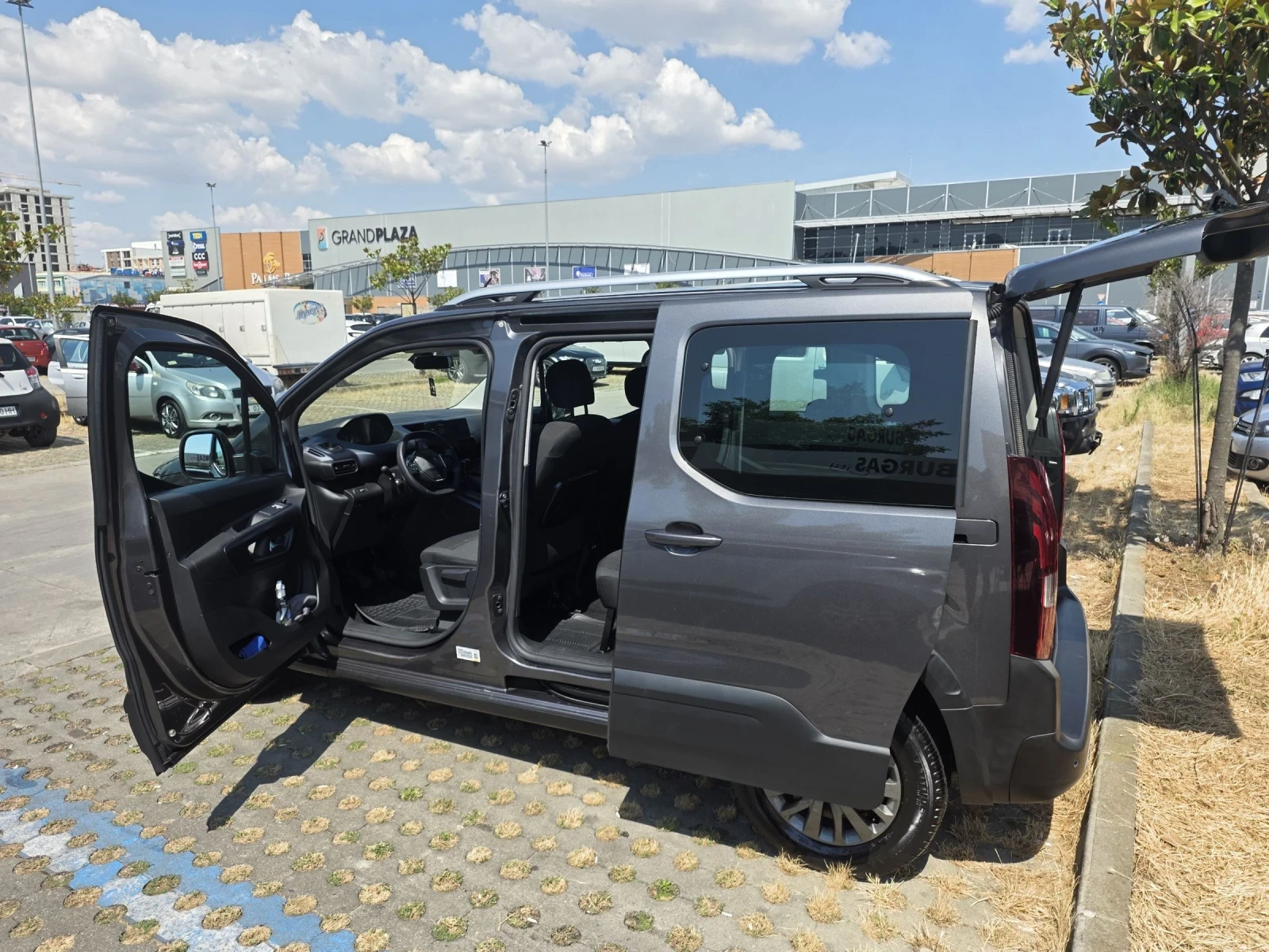 Peugeot Rifter Allure , снимка 16 - Автомобили и джипове - 55304992