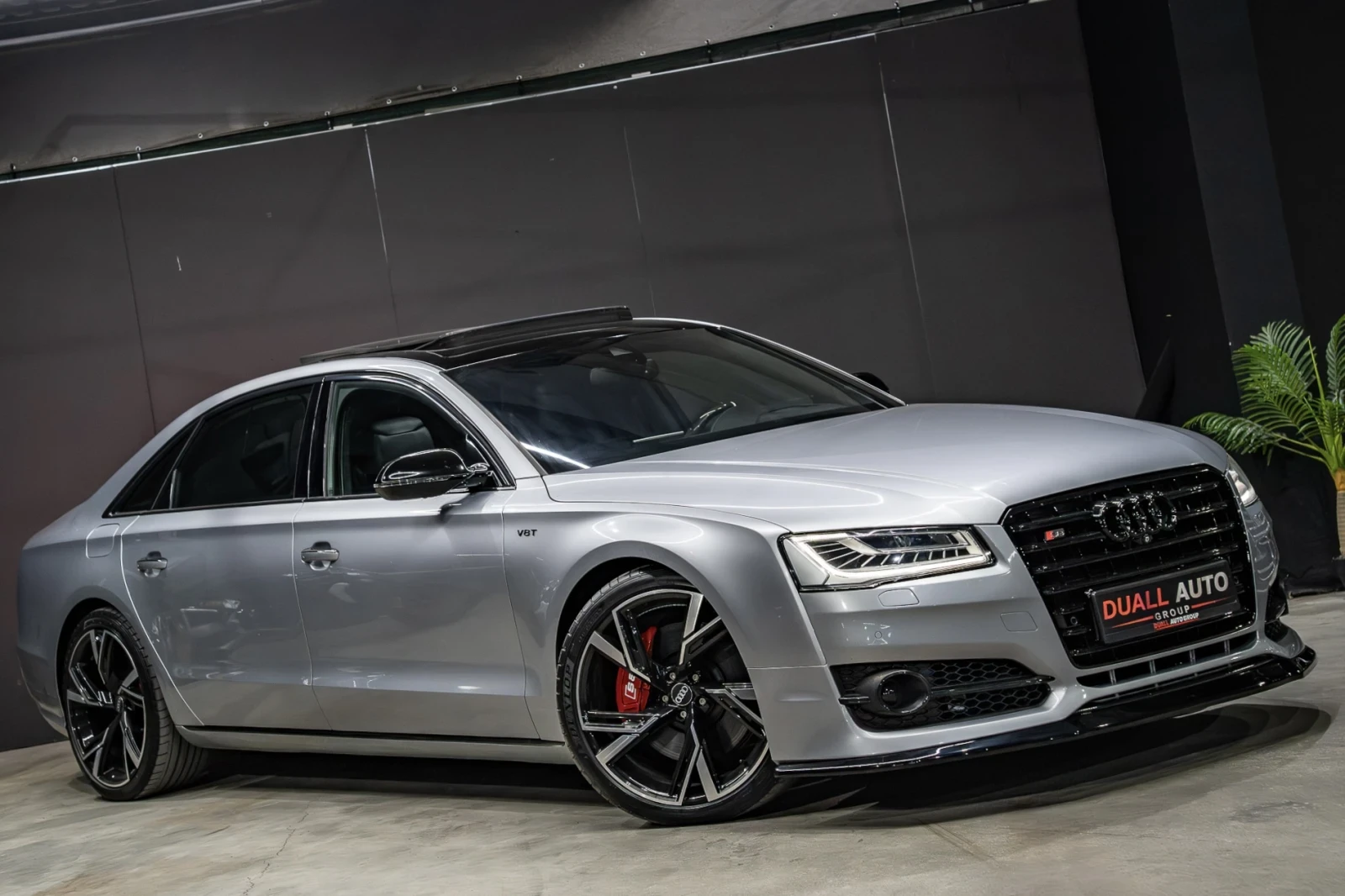 Audi A8 3.0T /S8/MATRIX/B&O/MEMORY/HUD/F1/CARBON/FULL/, снимка 3 - Автомобили и джипове - 55434908