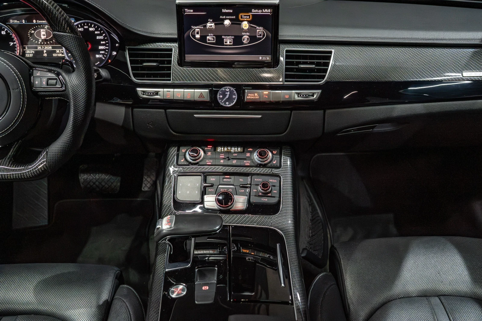 Audi A8 3.0T /S8/MATRIX/B&O/MEMORY/HUD/F1/CARBON/FULL/, снимка 13 - Автомобили и джипове - 55434908