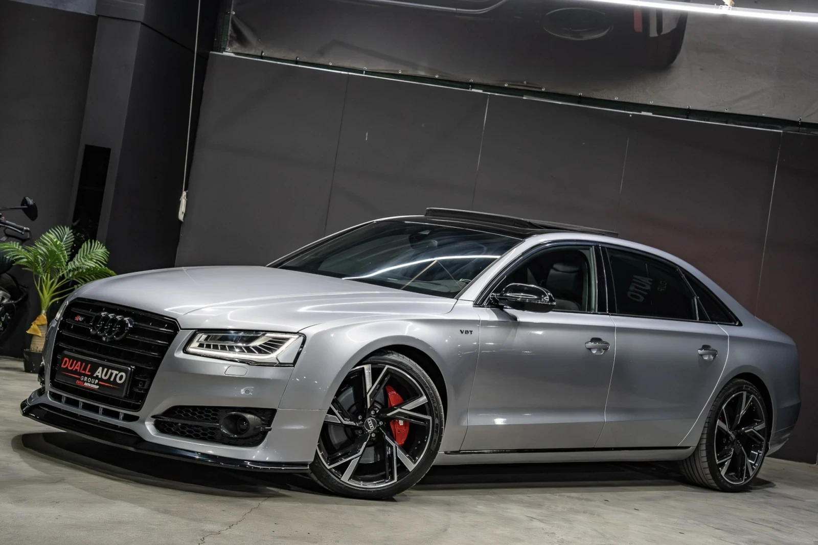 Audi A8 3.0T /S8/MATRIX/B&O/MEMORY/HUD/F1/CARBON/FULL/