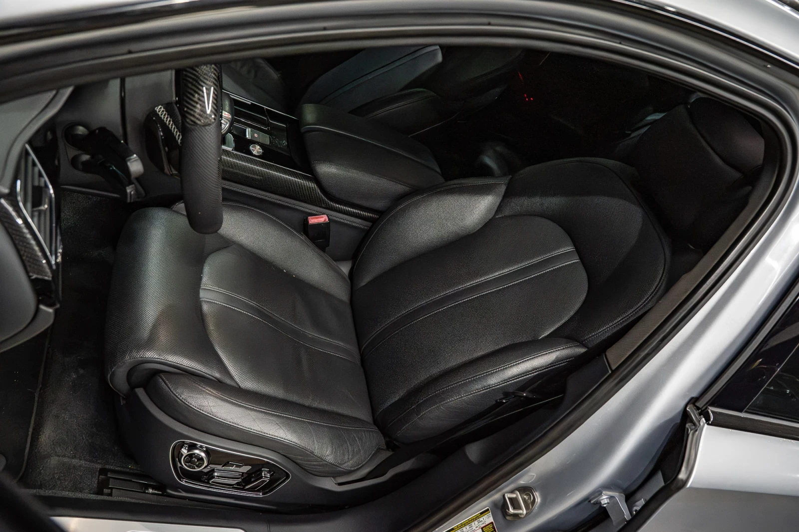 Audi A8 3.0T /S8/MATRIX/B&O/MEMORY/HUD/F1/CARBON/FULL/, снимка 11 - Автомобили и джипове - 55434908