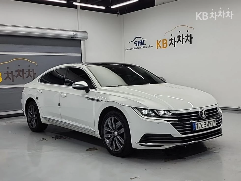 VW Arteon 2.0 TDI PRESTIGE PANORAMA/CAMERAS/FULL, снимка 2 - Автомобили и джипове - 55456018
