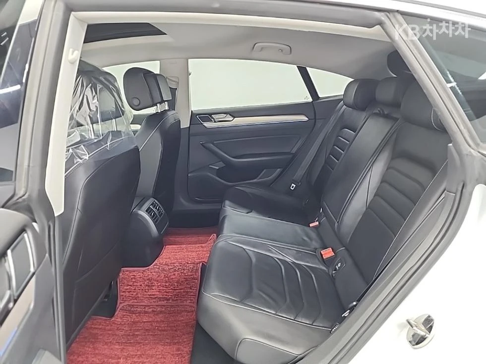 VW Arteon 2.0 TDI PRESTIGE PANORAMA/CAMERAS/FULL, снимка 11 - Автомобили и джипове - 55456018