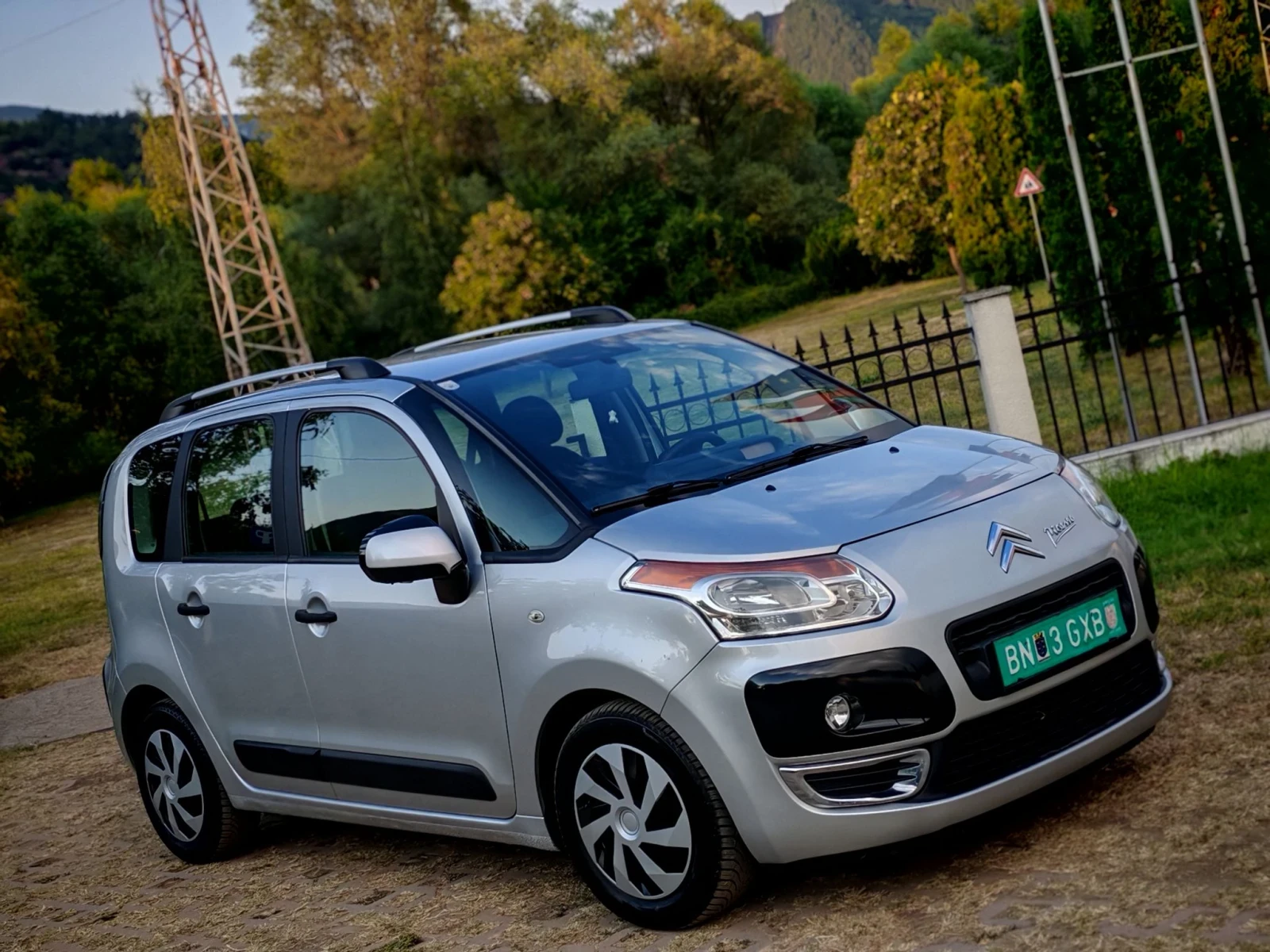 Citroen C3 Picasso 1.6HDI(90)* FACELIFT* КЛИМАТИК* НОВ ВНОС* 