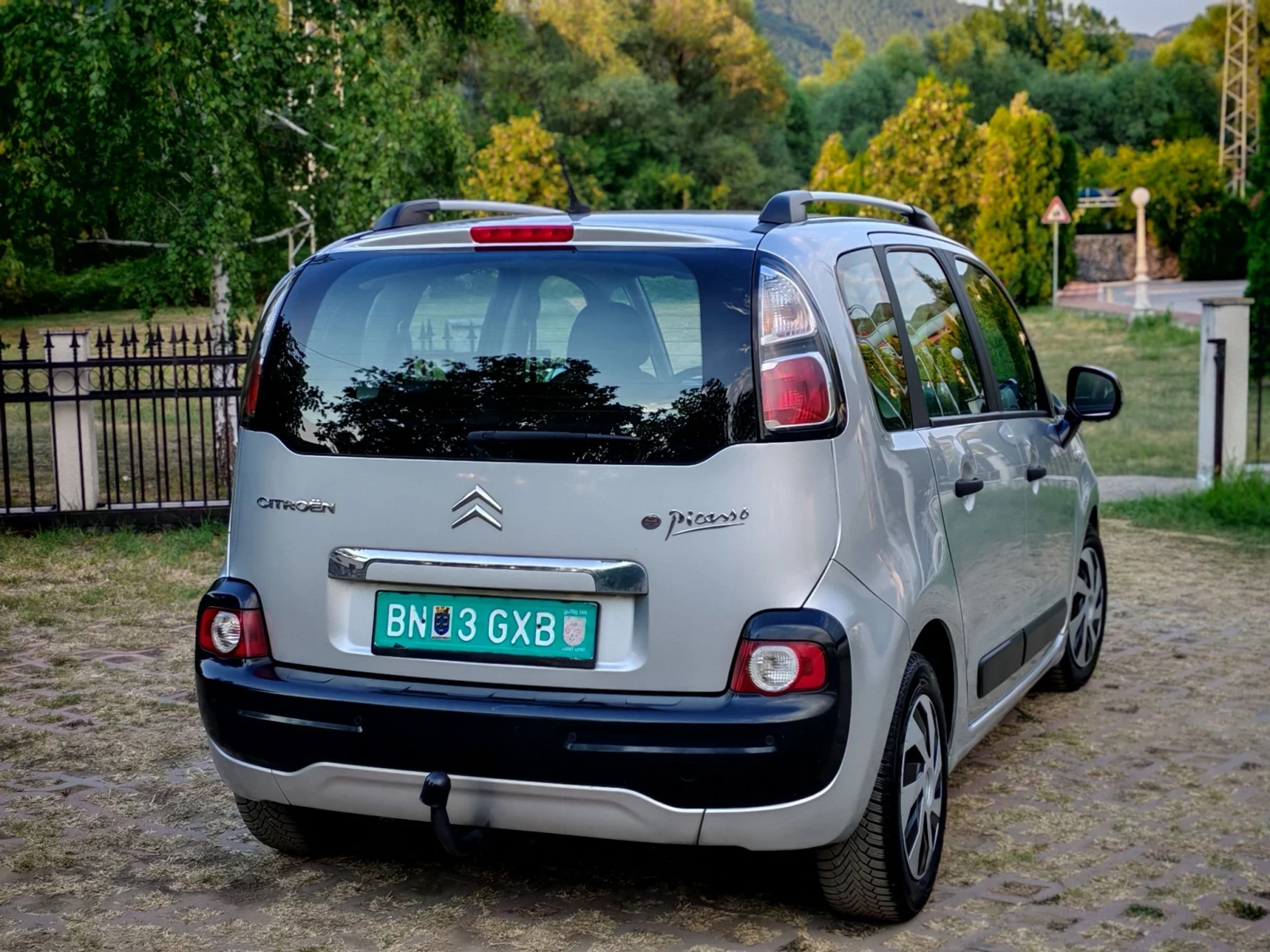 Citroen C3 Picasso 1.6HDI(90)* FACELIFT* КЛИМАТИК* НОВ ВНОС* , снимка 6 - Автомобили и джипове - 55565020