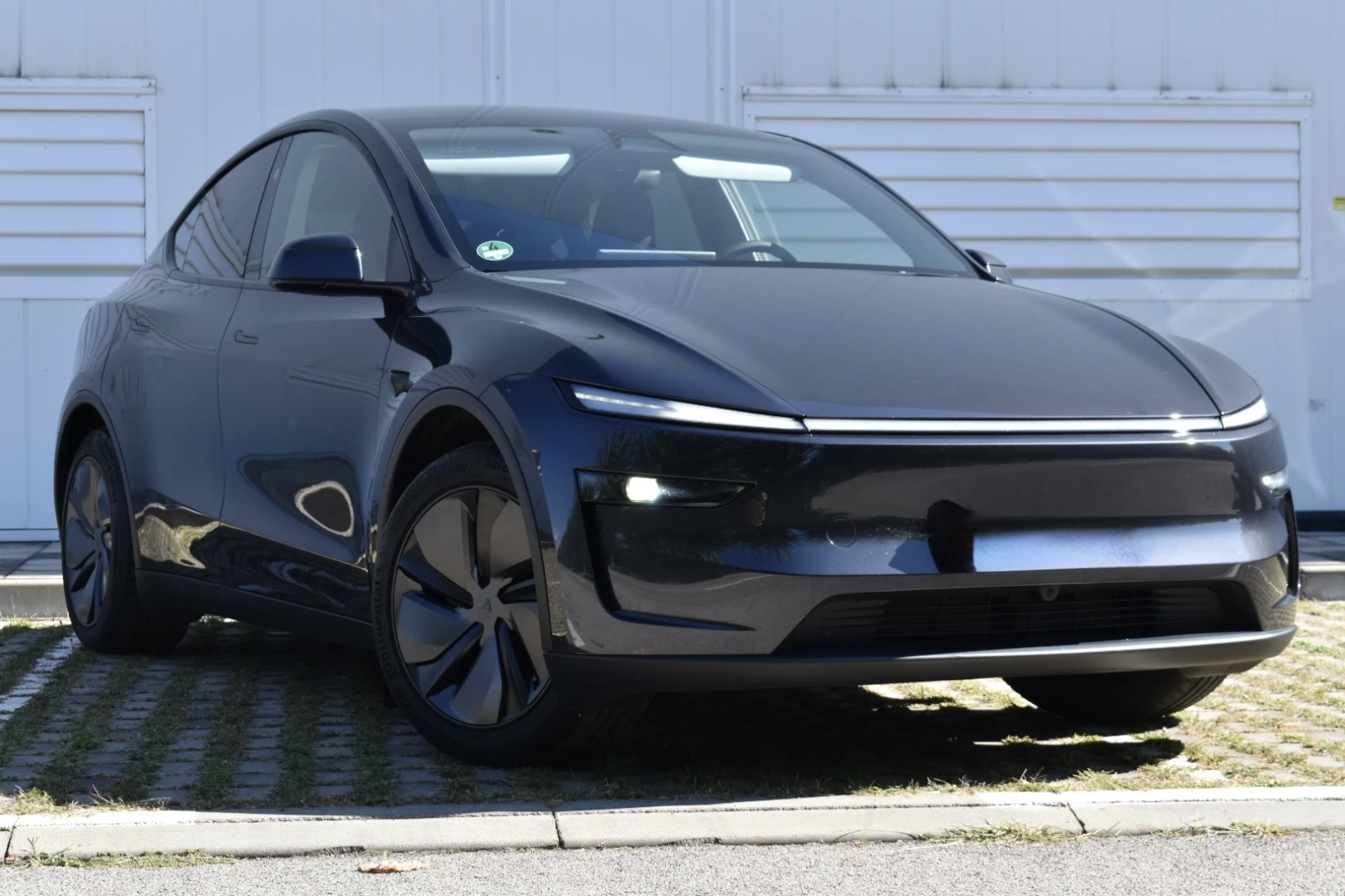 Tesla Y Juniper 4x4!!НАЛИЧНА!!, снимка 2 - Автомобили и джипове - 55693165