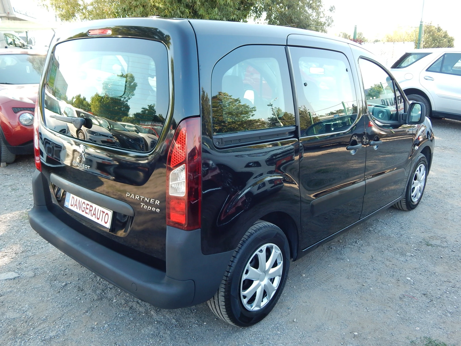 Peugeot Partner 1.6i* TEPEE* ГАЗ.ИНЖЕКЦИОН* , снимка 4 - Автомобили и джипове - 55769487