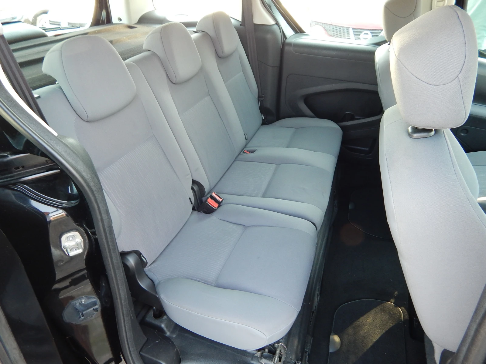 Peugeot Partner 1.6i* TEPEE* ГАЗ.ИНЖЕКЦИОН* , снимка 16 - Автомобили и джипове - 55769487