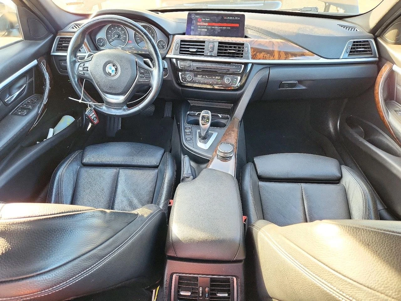 BMW 330, снимка 9 - Автомобили и джипове - 56623894