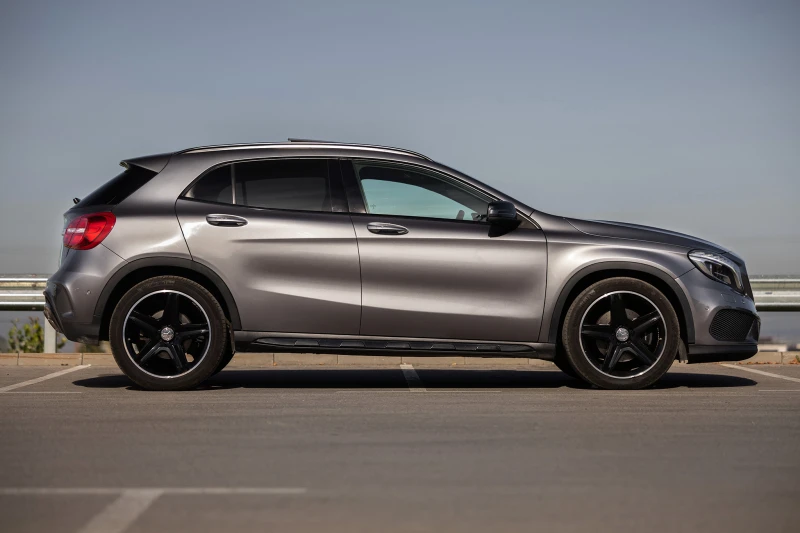 Mercedes-Benz GLA 250, снимка 6 - Автомобили и джипове - 47786847