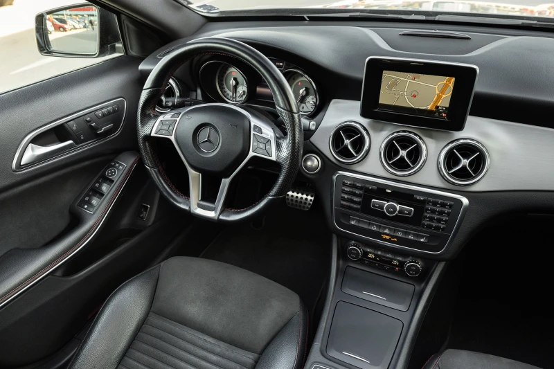 Mercedes-Benz GLA 250, снимка 13 - Автомобили и джипове - 47786847