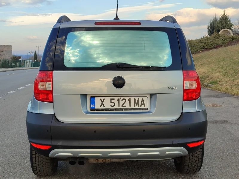 Skoda Yeti DSG, снимка 13 - Автомобили и джипове - 48255674