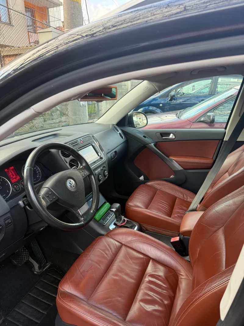 VW Tiguan, снимка 7 - Автомобили и джипове - 48541004