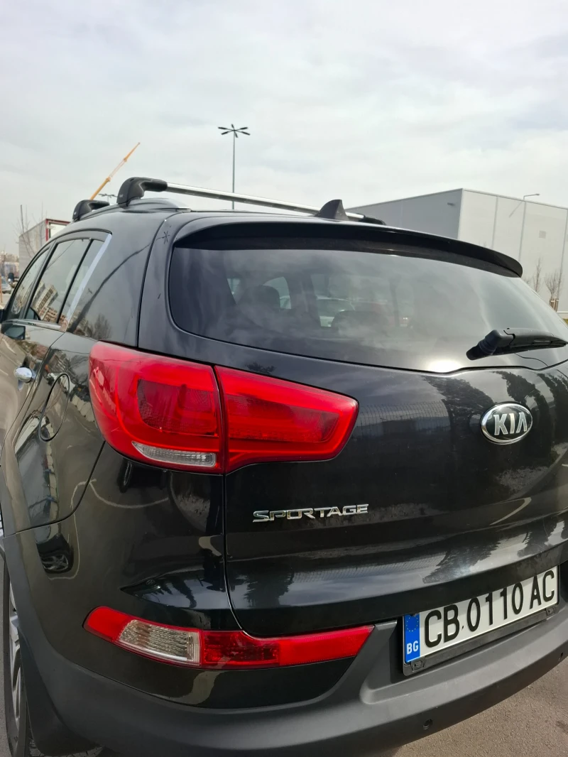 Kia Sportage, снимка 2 - Автомобили и джипове - 49490027