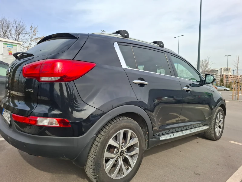 Kia Sportage, снимка 3 - Автомобили и джипове - 49490027