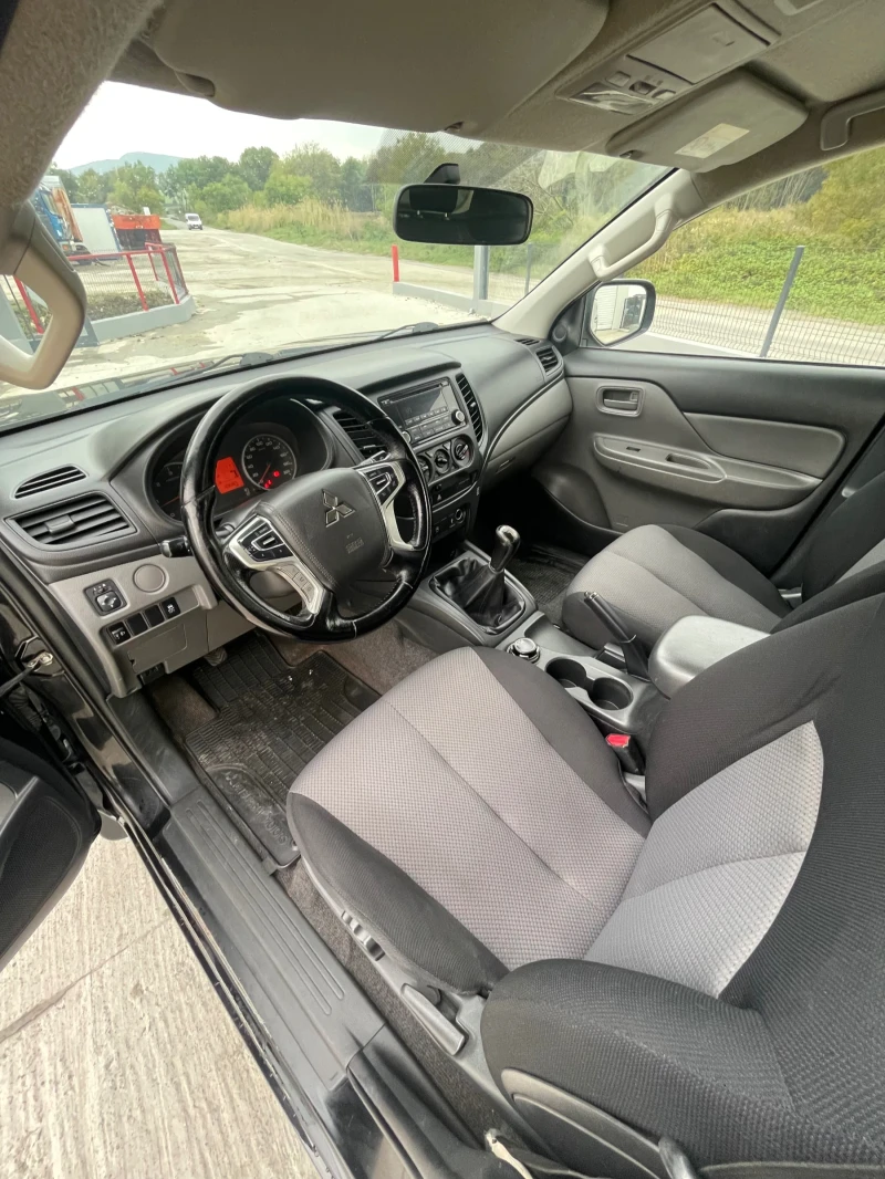 Mitsubishi L200 2.5DI-D-155к.с., снимка 8 - Автомобили и джипове - 51970392