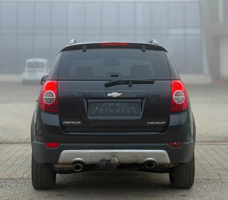 Chevrolet Captiva 2.2d~184hp~4x4~7места~КСЕНОН~137000км!!, снимка 5 - Автомобили и джипове - 52817266