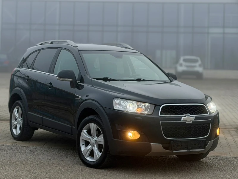 Chevrolet Captiva 2.2d~184hp~4x4~7места~КСЕНОН~137000км!!, снимка 3 - Автомобили и джипове - 52817266