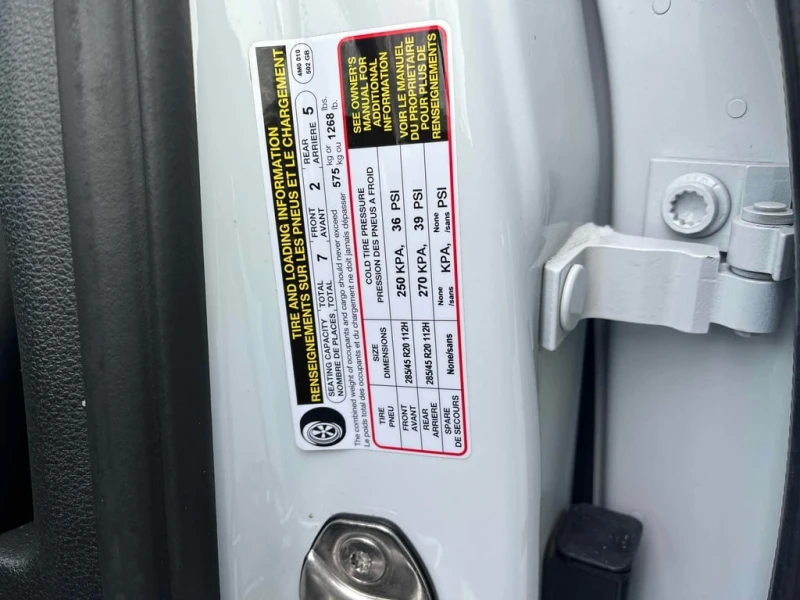 Audi Q7 * Komfort * CARFAX* 2 КЛЮЧА * ПОДГРЕВИ, снимка 10 - Автомобили и джипове - 53252716