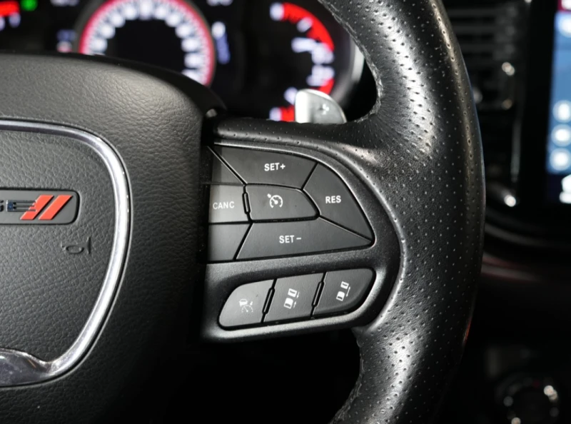 Dodge Durango Durango R-T AWD/ADAPTIVE CRUISE/DRIVE ASSIST/NAV/C, снимка 15 - Автомобили и джипове - 53262104