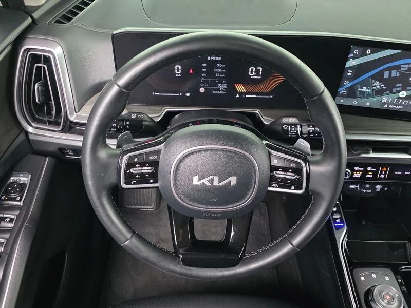 Kia Sorento Diesel 2.2 2WD| 199к.с.| ВКЛ.ТЕХНОТЕСТ, снимка 13 - Автомобили и джипове - 55274545