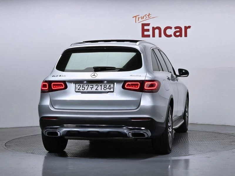 Mercedes-Benz GLC GLC300 4MATIC| 258к.с., снимка 4 - Автомобили и джипове - 56004176