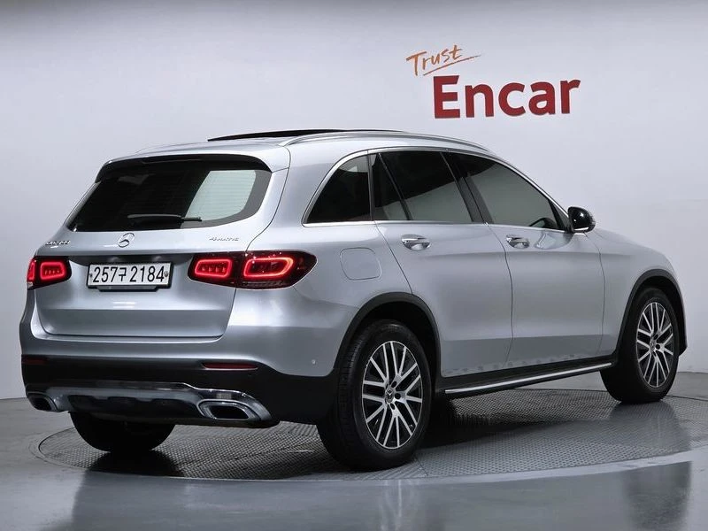 Mercedes-Benz GLC GLC300 4MATIC| 258к.с., снимка 2 - Автомобили и джипове - 56004176