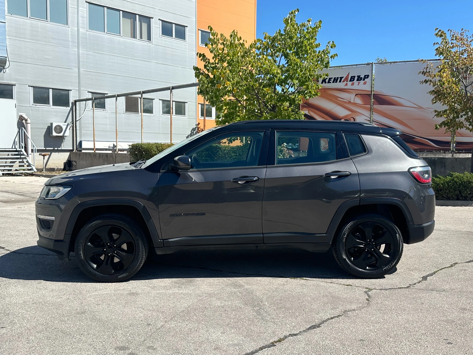 Jeep Compass 2.0d 140 к.с. 4х4 - изображение 2