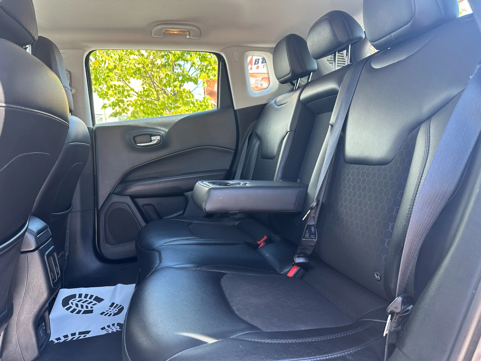 Jeep Compass 2.0d 140 к.с. 4х4 - изображение 9