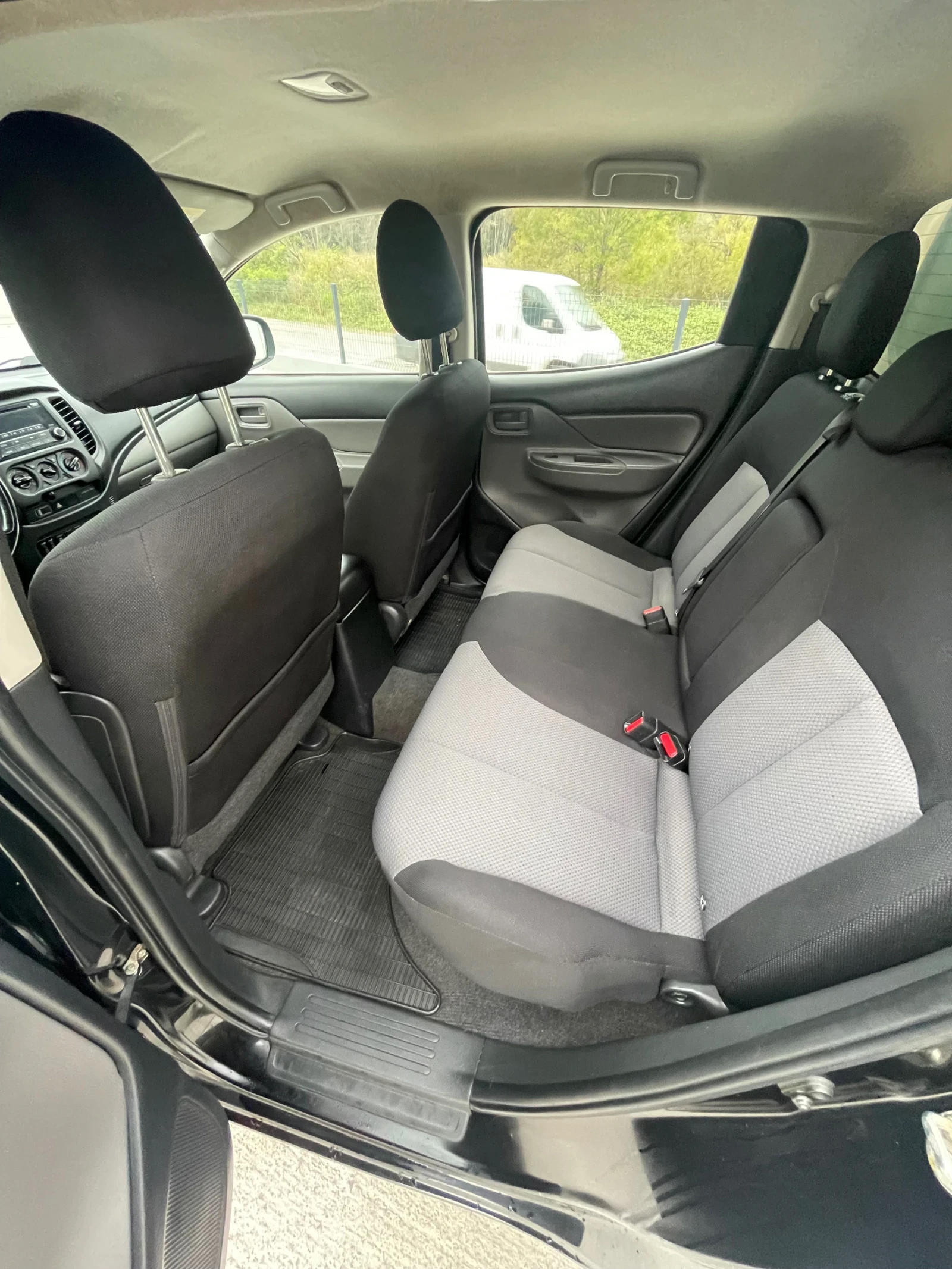 Mitsubishi L200 2.5DI-D-155к.с. | Mobile.bg — изображение 13